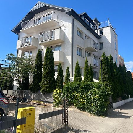 Dom Wczasowy Koral Dziwnow Exterior photo